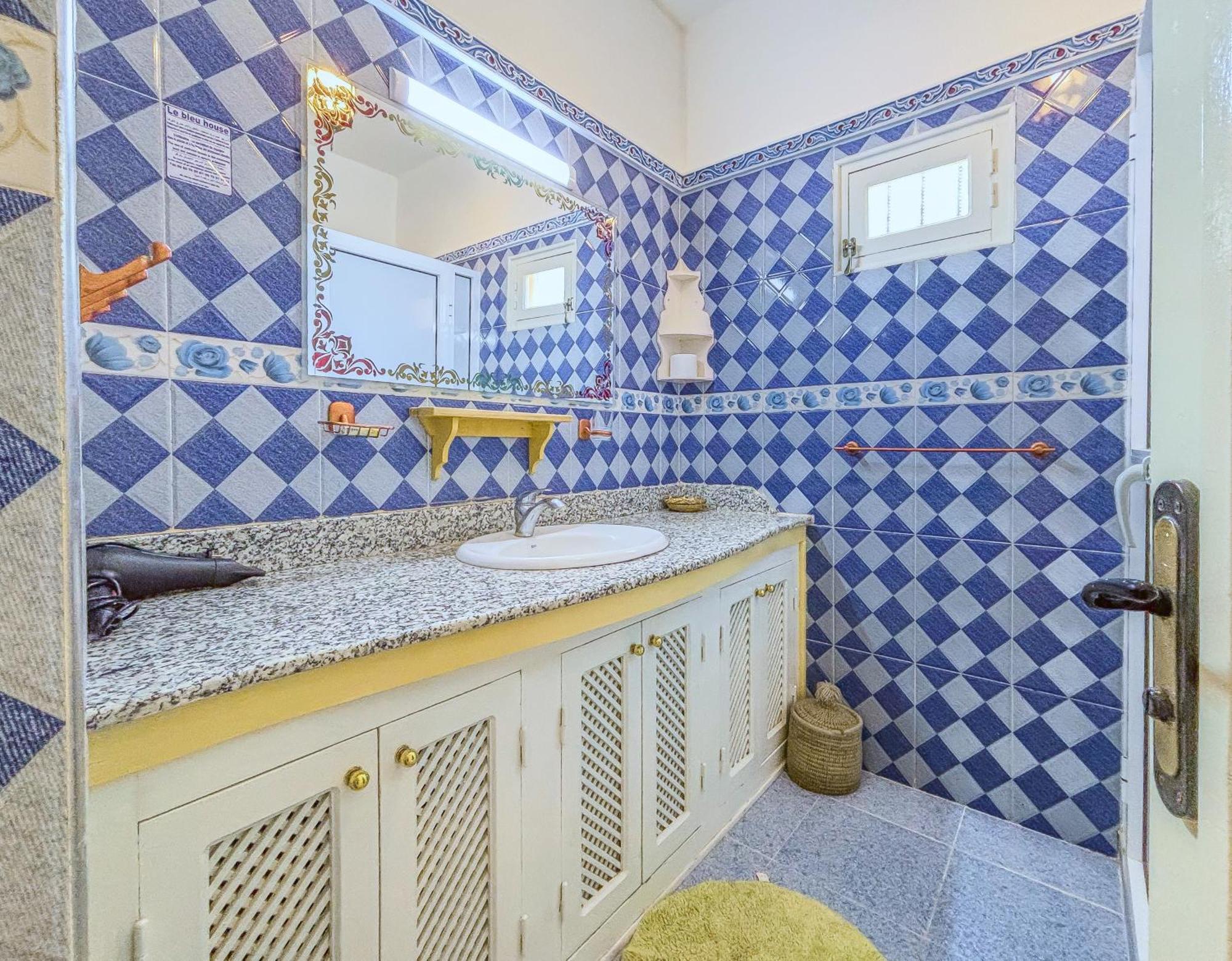 Le Bleu House Bed & Breakfast Sidi Abdallah Ghiat Ngoại thất bức ảnh