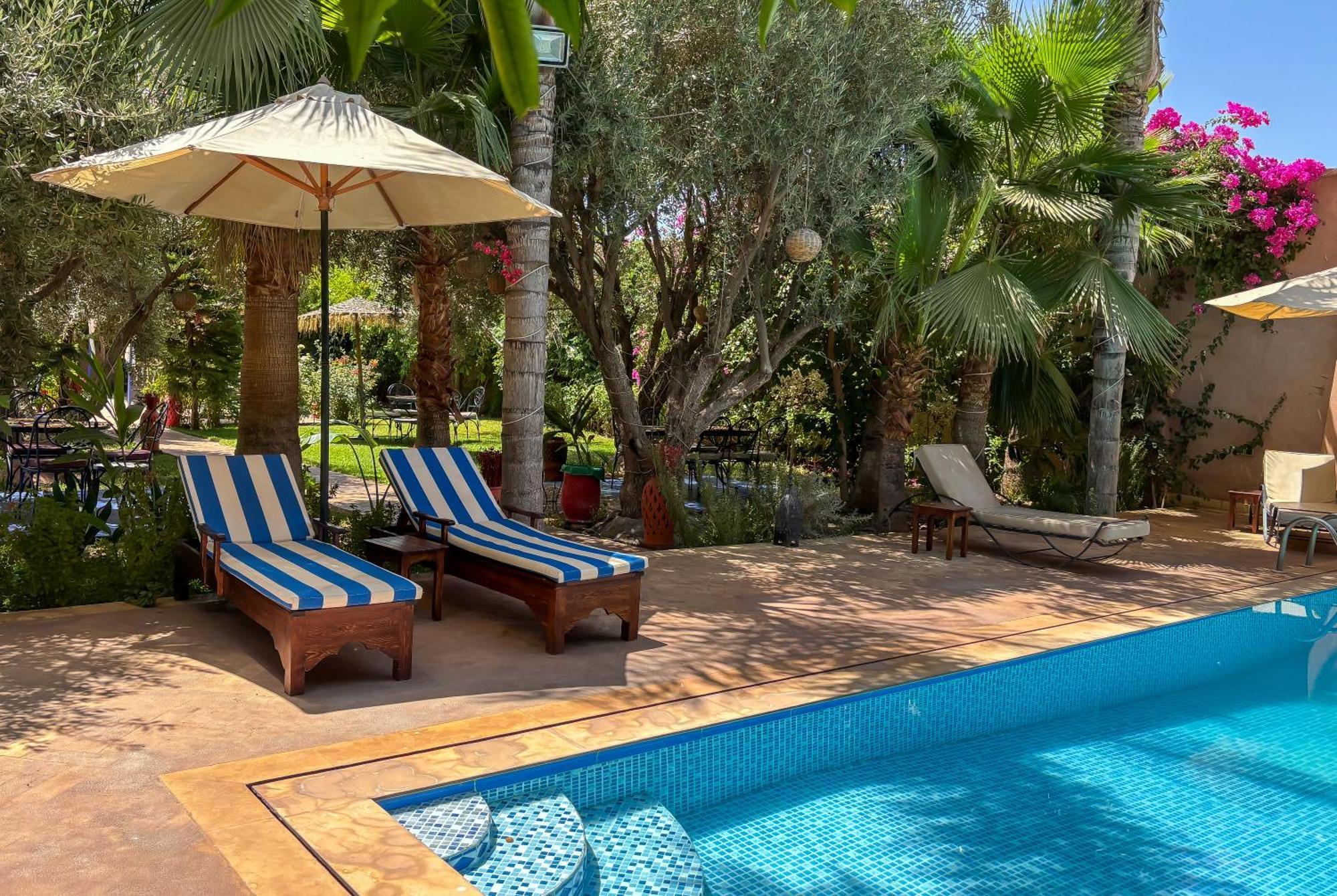 Le Bleu House Bed & Breakfast Sidi Abdallah Ghiat Ngoại thất bức ảnh